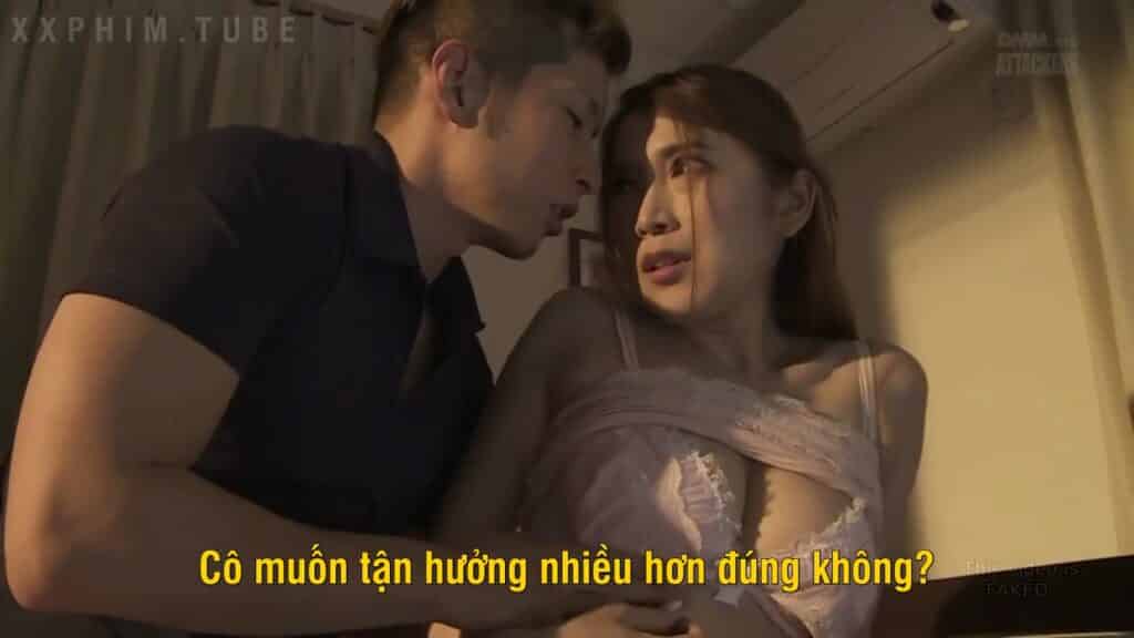 nu-giup-viec-lam-vo-do-cua-chu-phai-dung-than-xac-phuc-vu-de-boi-thuong